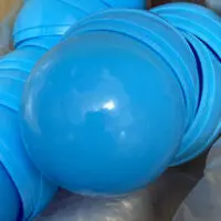七彩不透明扭蛋殼 [ 淺藍色 / 青色 / 黑色 / 金色 / 實色七彩隨機 ]：圖片 6