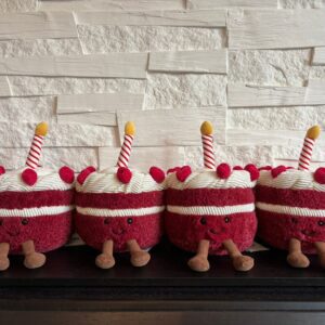 (英國直送) Jellycat Amuseables Cheri Cake 紅絲絨蛋糕 櫻桃蛋糕 車厘子蛋糕 微笑公仔